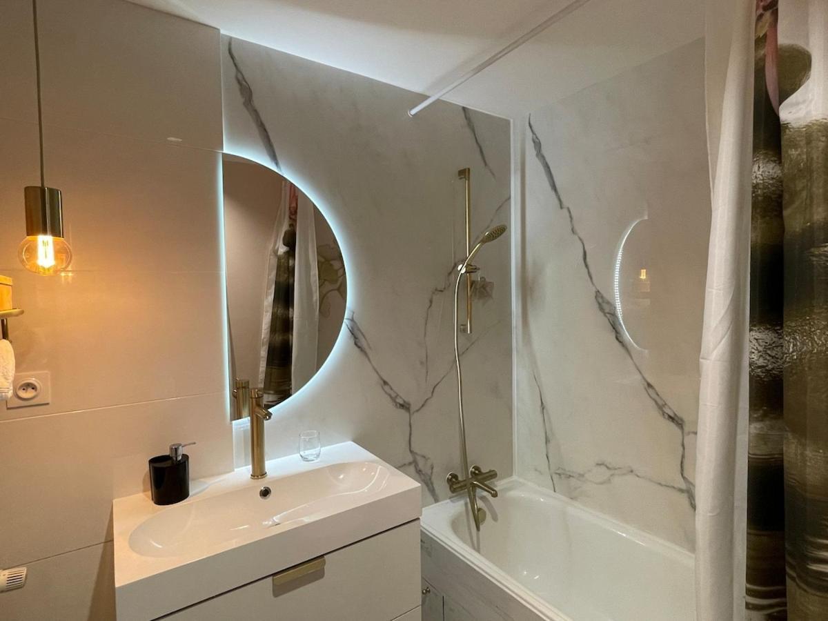 Le Banville - Lumineux Proche Hopital Apartment *